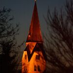 B. Boehnke: Kirchturm am Abend