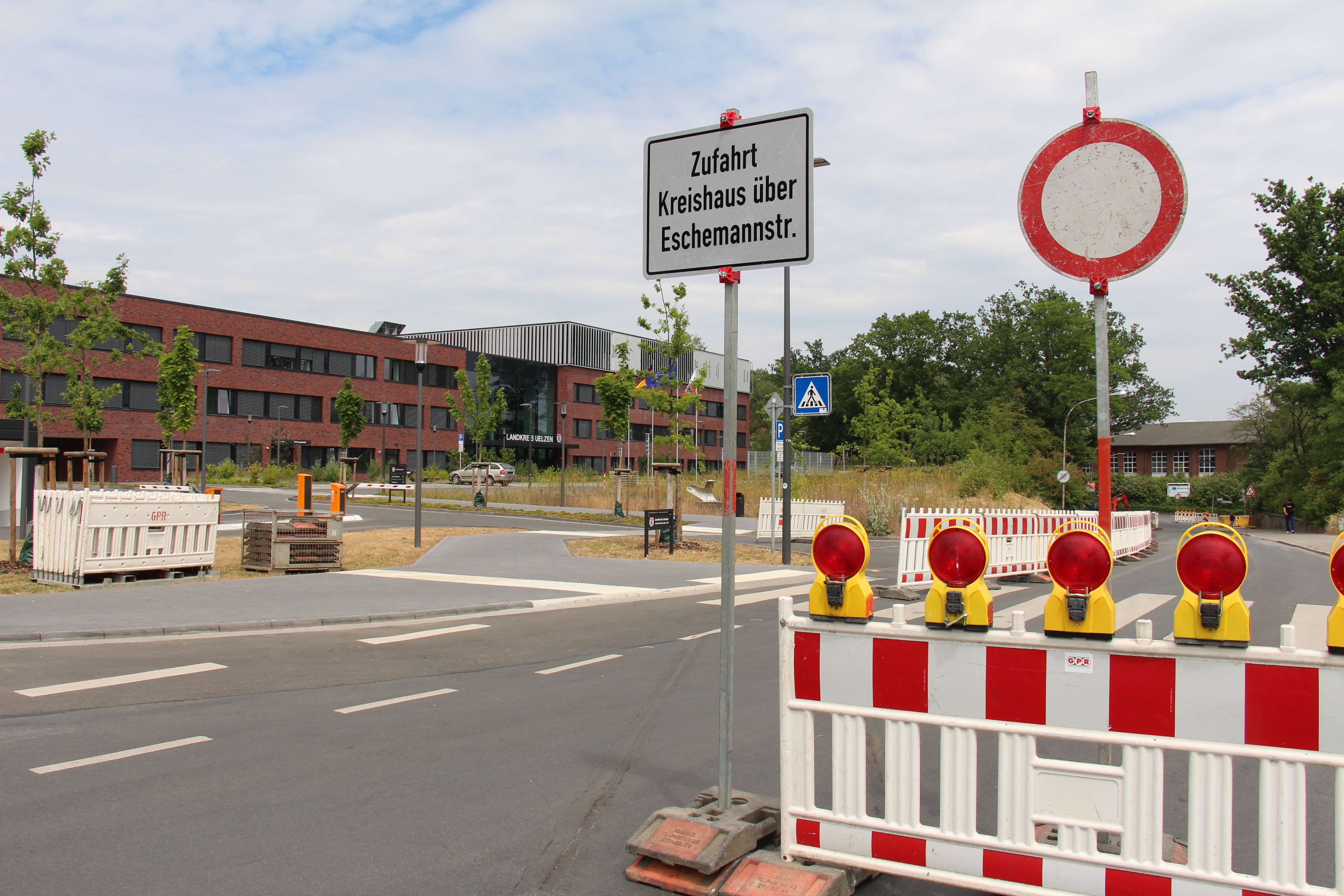 Hauptzufahrt zum Kreishaus gesperrt